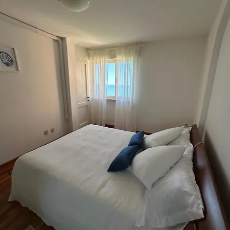 Apartment Colazione Sul Mare *